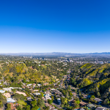 Laundry Delivery Service in Sherman Oaks